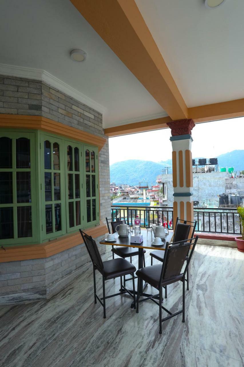 Hotel Blue Magnet Pokhara Dış mekan fotoğraf