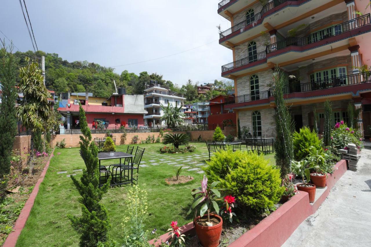 Hotel Blue Magnet Pokhara Dış mekan fotoğraf