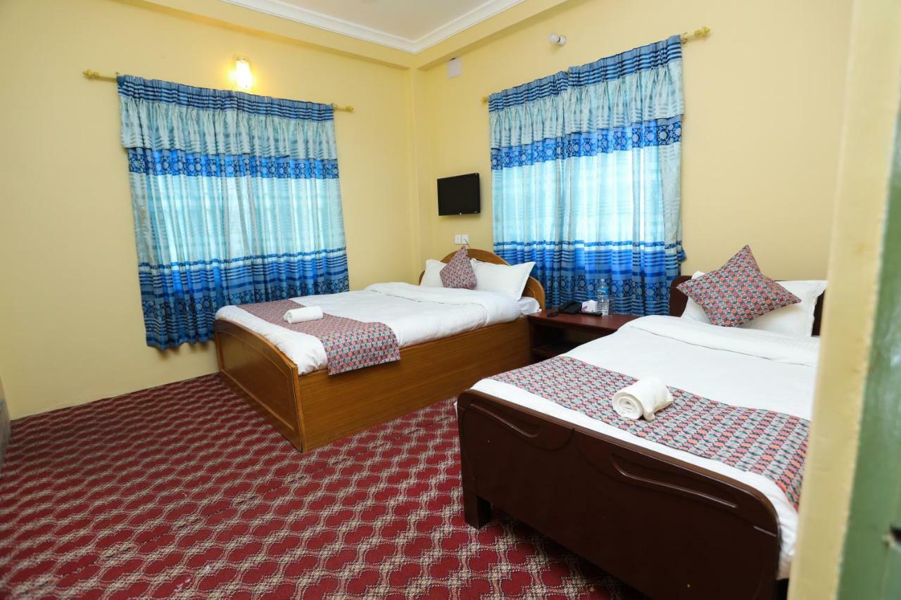 Hotel Blue Magnet Pokhara Dış mekan fotoğraf