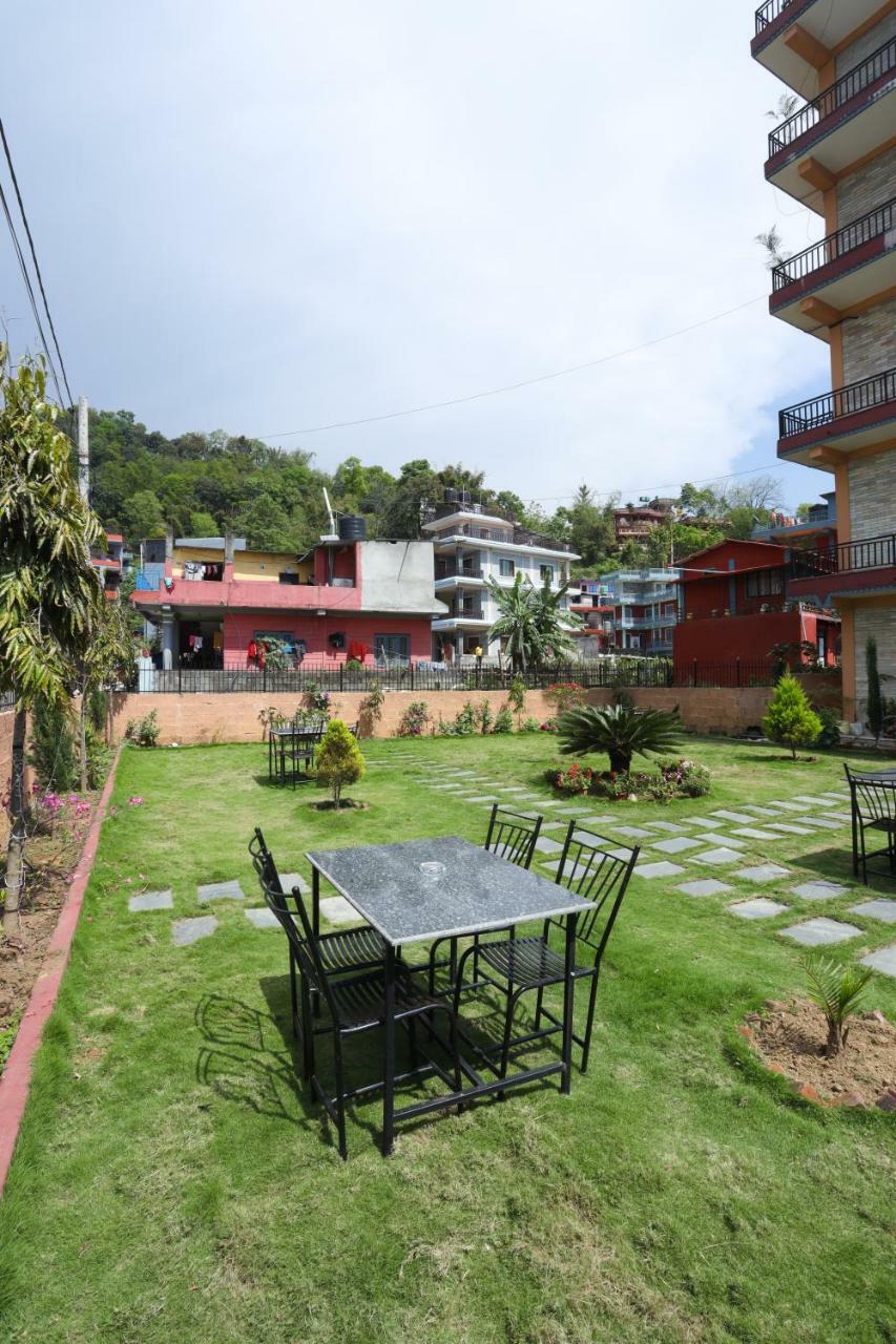 Hotel Blue Magnet Pokhara Dış mekan fotoğraf