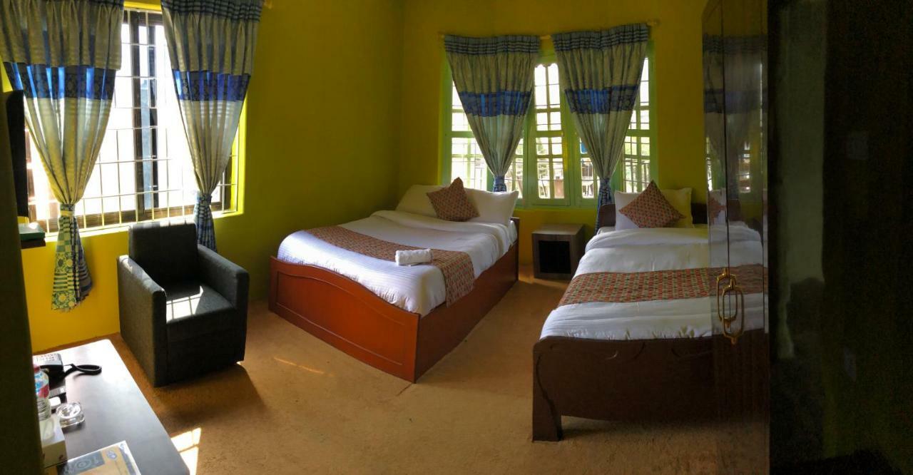 Hotel Blue Magnet Pokhara Dış mekan fotoğraf