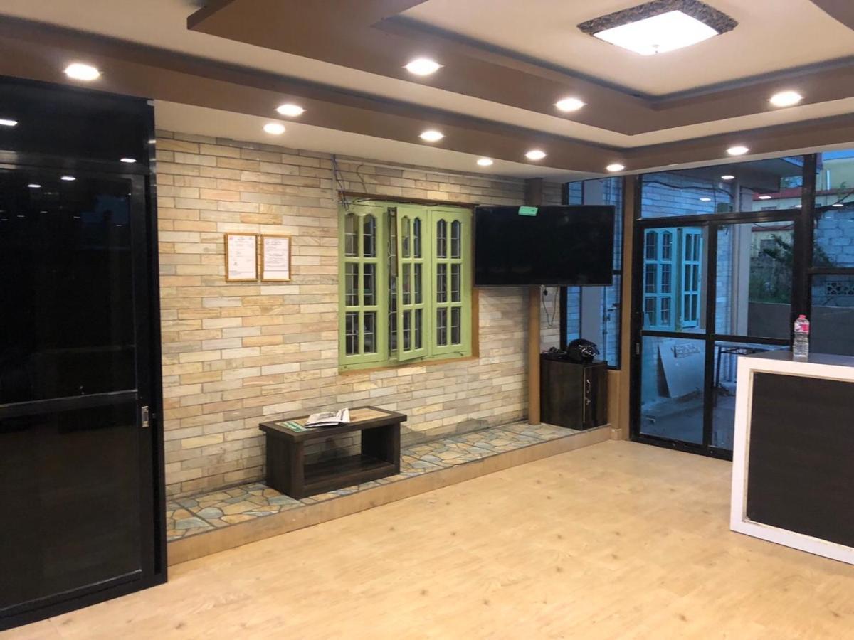 Hotel Blue Magnet Pokhara Dış mekan fotoğraf